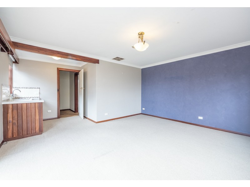 39 Lansdowne Road, Gooseberry Hill WA 6076