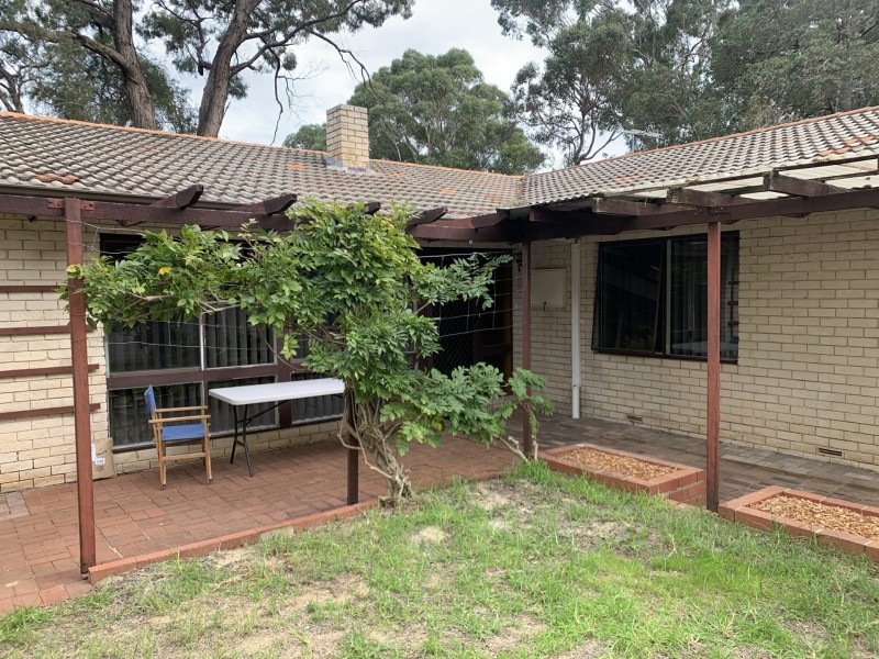 22 Bailey Road, Lesmurdie WA 6076