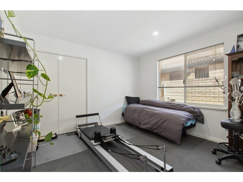 2 Limerick Loop, Wattle Grove WA 6107