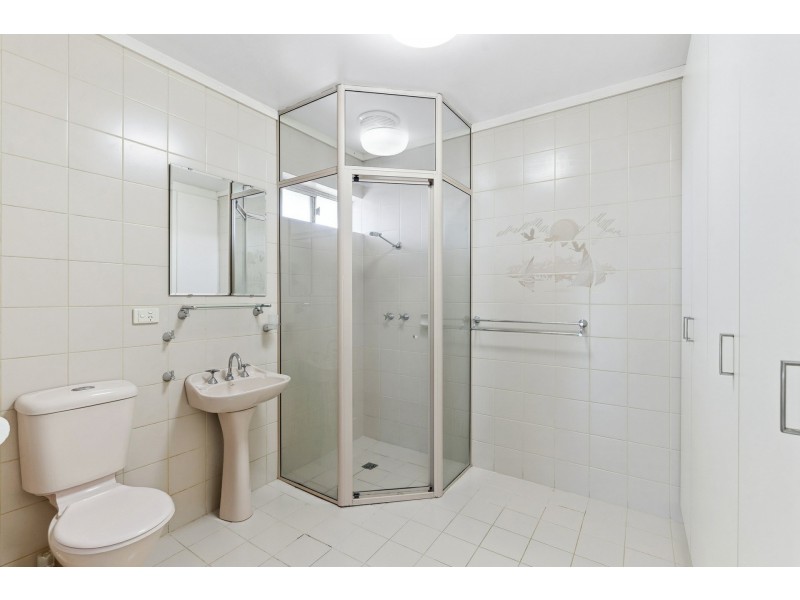 2 Blamire Road, Kalamunda WA 6076