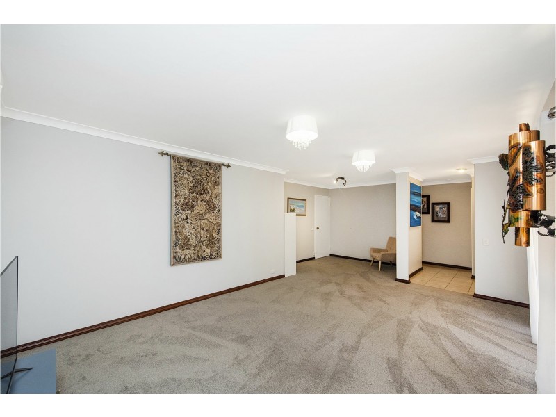 33 Kathleen Road, Lesmurdie WA 6076