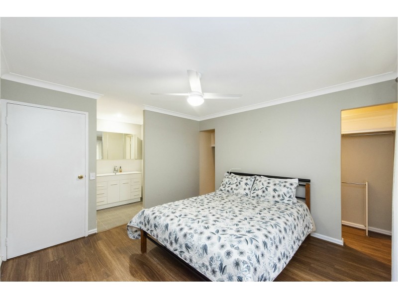 33 Kathleen Road, Lesmurdie WA 6076