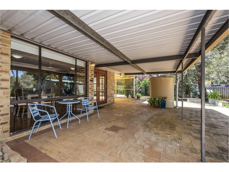 33 Kathleen Road, Lesmurdie WA 6076