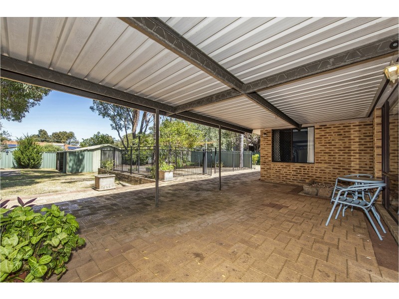 33 Kathleen Road, Lesmurdie WA 6076