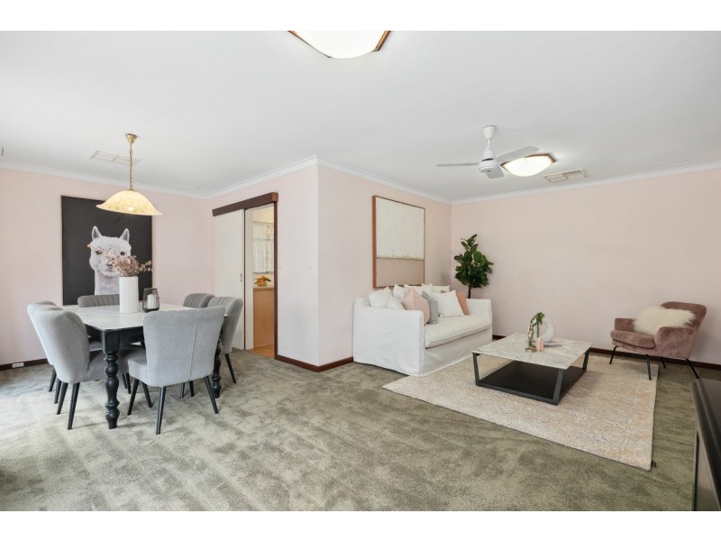 20 Headingly Road, Kalamunda WA 6076