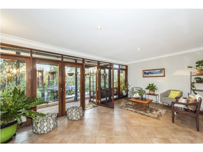 9 Alpine Road, Kalamunda WA 6076