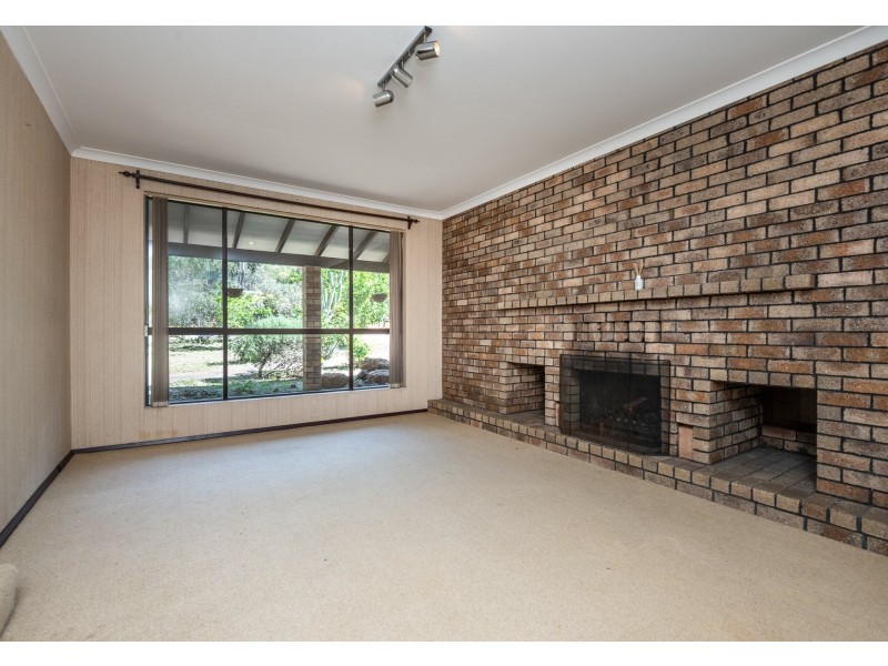 55 Ledger Road, Gooseberry Hill WA 6076