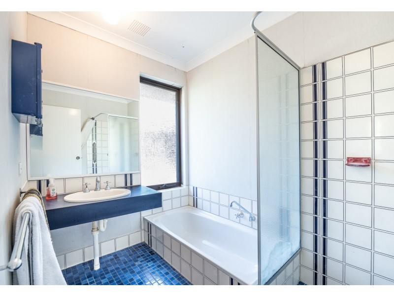 55 Ledger Road, Gooseberry Hill WA 6076