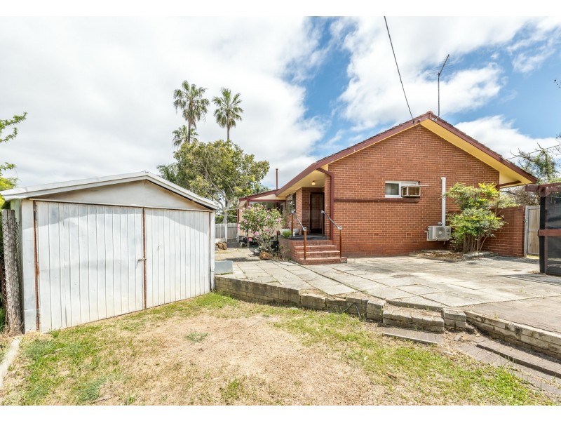 1 McNess Road, Kalamunda WA 6076
