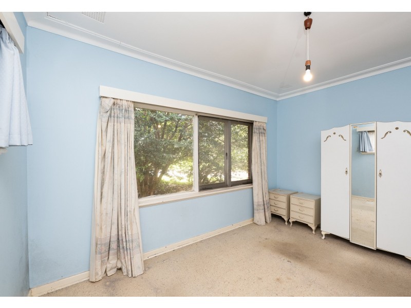 1 McNess Road, Kalamunda WA 6076