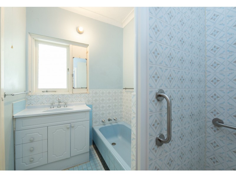 1 McNess Road, Kalamunda WA 6076