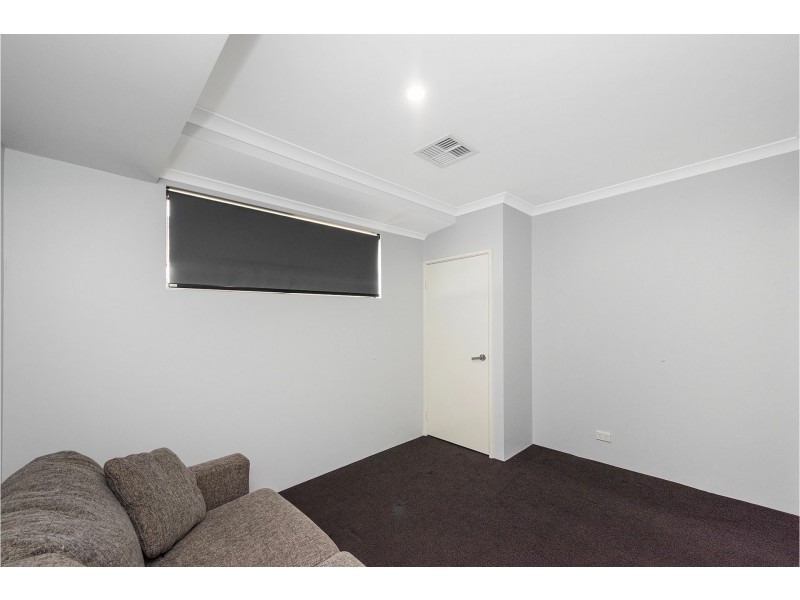 3 Brenda Road, Maida Vale WA 6057