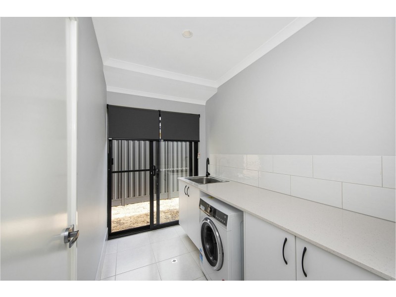 3 Brenda Road, Maida Vale WA 6057