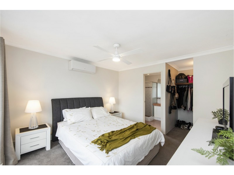 33 Amethyst Place, Maida Vale WA 6057