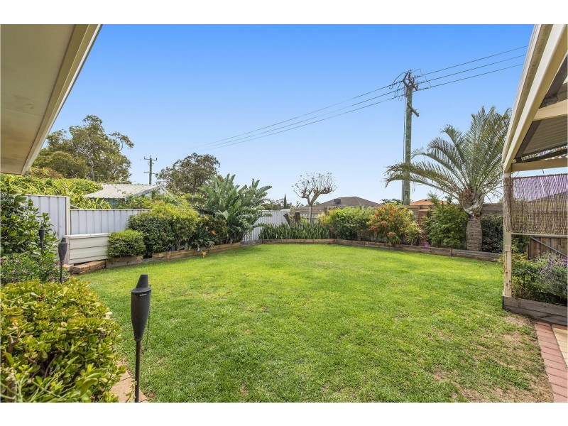 33 Amethyst Place, Maida Vale WA 6057