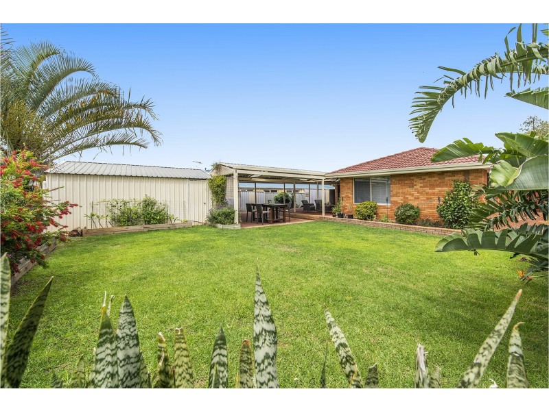 33 Amethyst Place, Maida Vale WA 6057