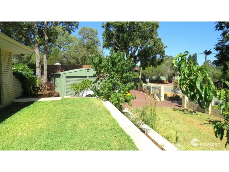 4 Maru  Way, Lesmurdie WA 6076