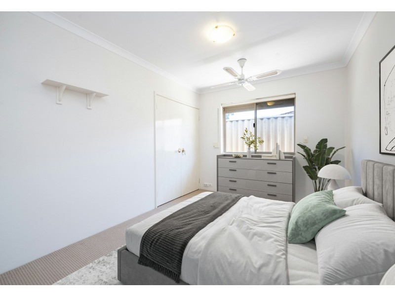16 Camargue Green, Secret Harbour WA 6173