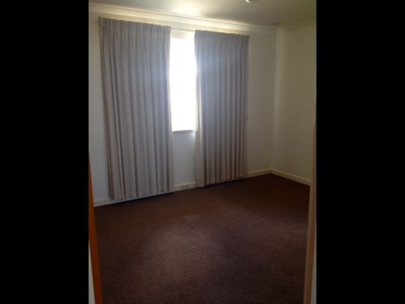 2 Brooks Street, Kalamunda WA 6076