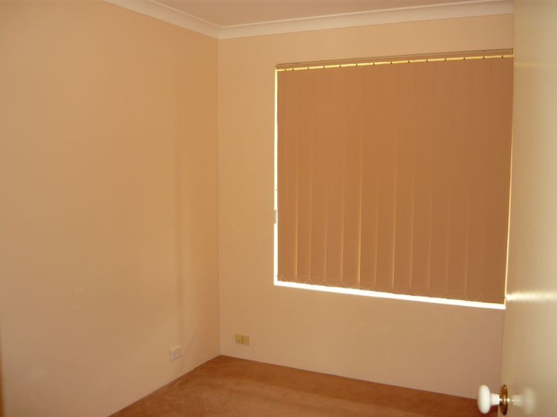 10 Zircon Road, Maida Vale WA 6057