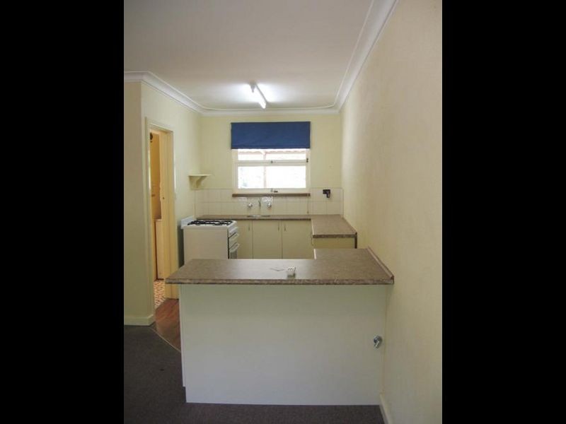 9 Hope Crescent, Lesmurdie WA 6076