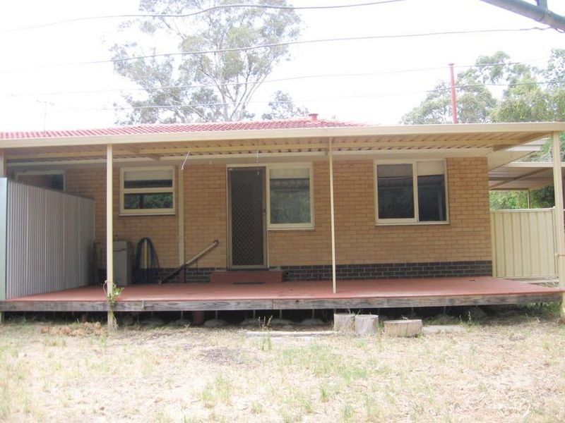 9 Hope Crescent, Lesmurdie WA 6076