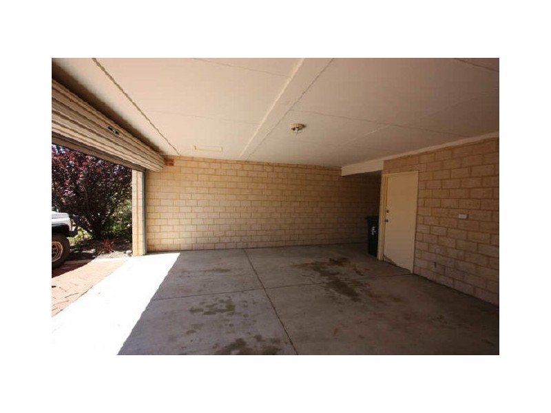 26 B Windemere Crescent, Nollamara WA 6061