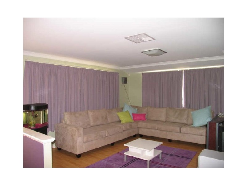 47 Maamba Road, Wattle Grove WA 6107