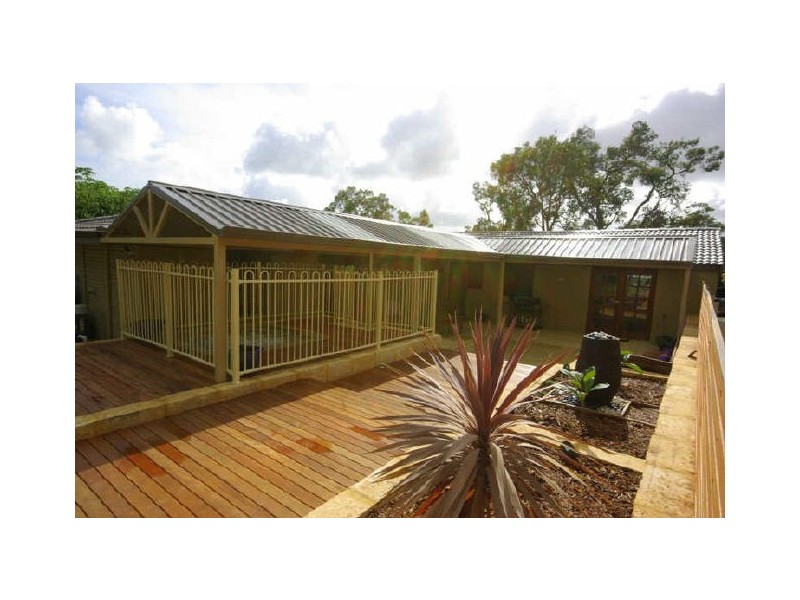 15 Snowball Road, Kalamunda WA 6076