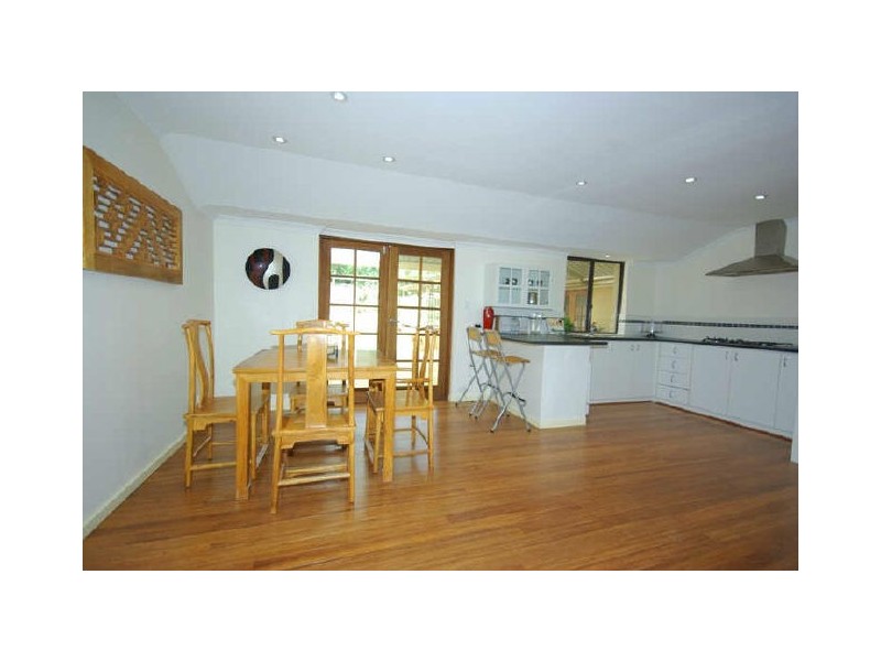 15 Snowball Road, Kalamunda WA 6076