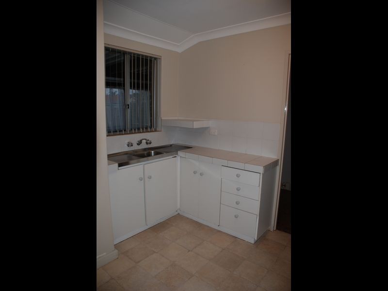 16 Ilex Way, Forrestfield WA 6058