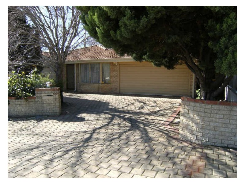 13 Koongee Cross, High Wycombe WA 6057