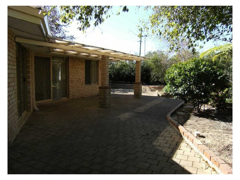 13 Koongee Cross, High Wycombe WA 6057