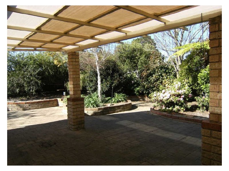 13 Koongee Cross, High Wycombe WA 6057