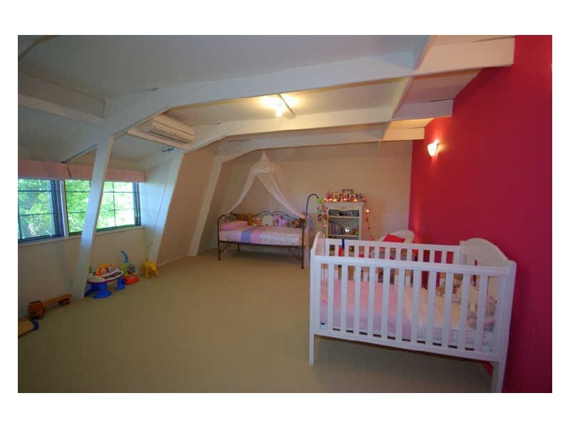 52 Basildon Road, Lesmurdie WA 6076