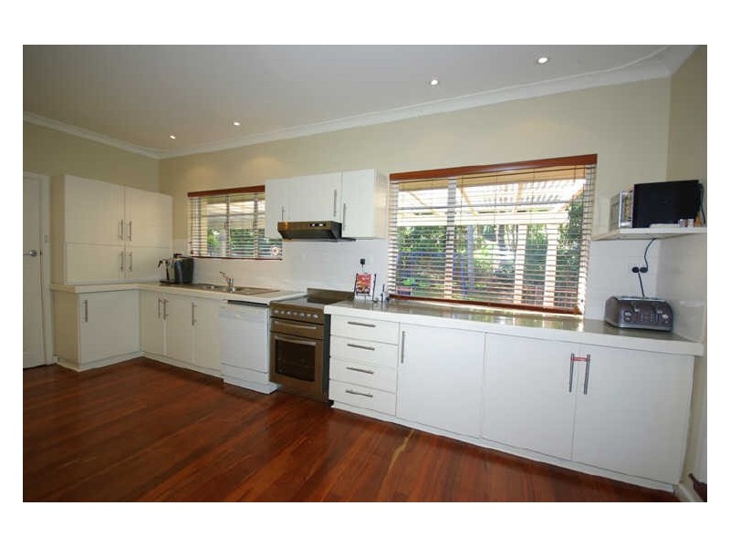 52 Basildon Road, Lesmurdie WA 6076