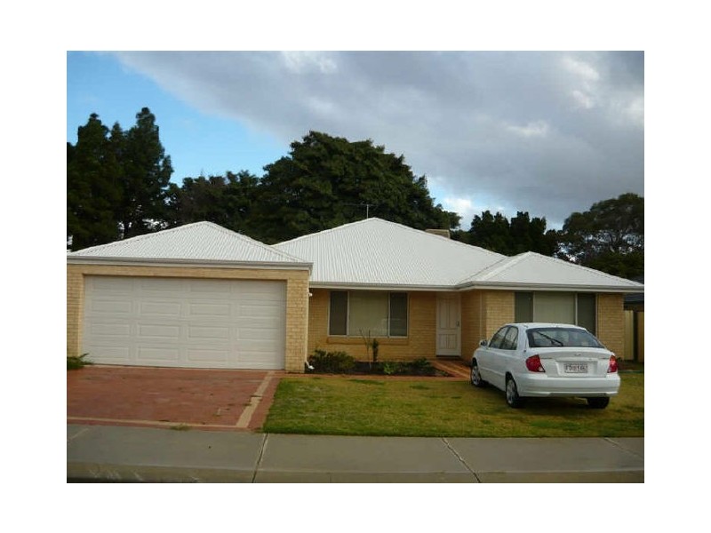 29 Azalea Gardens, Forrestfield WA 6058
