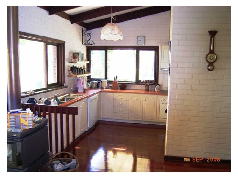 11 Prospect Crescent, Kalamunda WA 6076