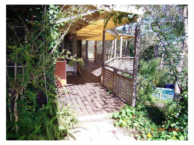 11 Prospect Crescent, Kalamunda WA 6076