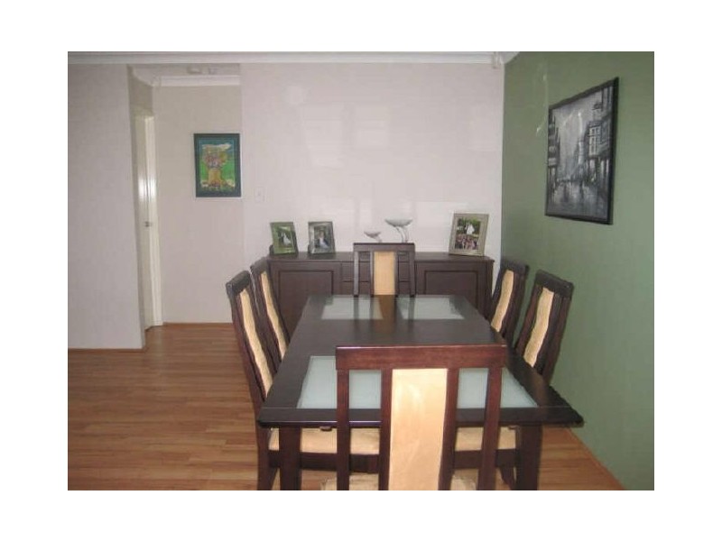 6 Mandon Street, Forrestfield WA 6058