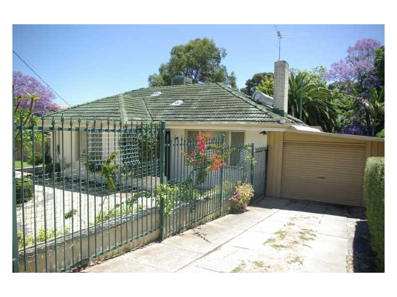 123 Hill View Terrace, St James WA 6102