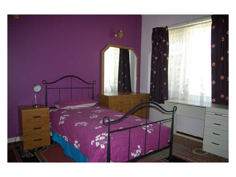 123 Hill View Terrace, St James WA 6102