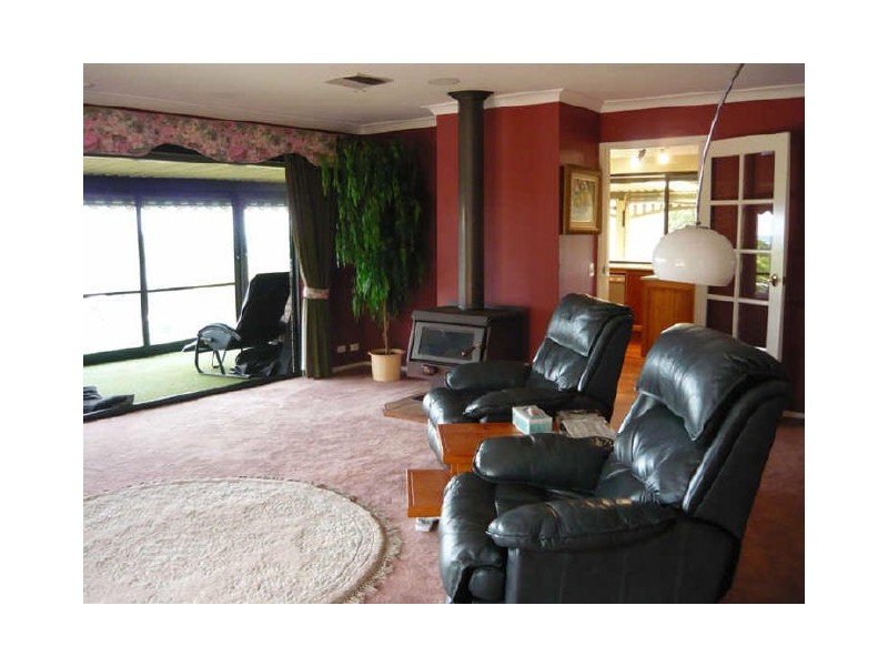 22 Gray Road, Gooseberry Hill WA 6076