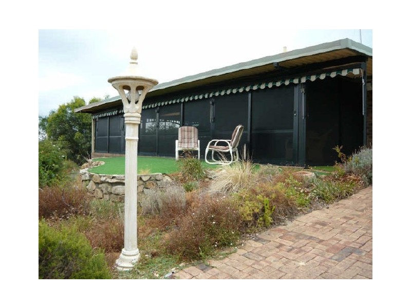 22 Gray Road, Gooseberry Hill WA 6076