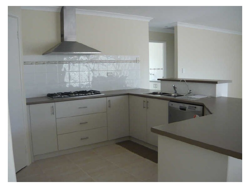 3/34 Central Road, Kalamunda WA 6076