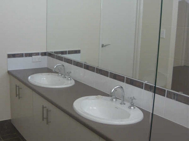 3/34 Central Road, Kalamunda WA 6076