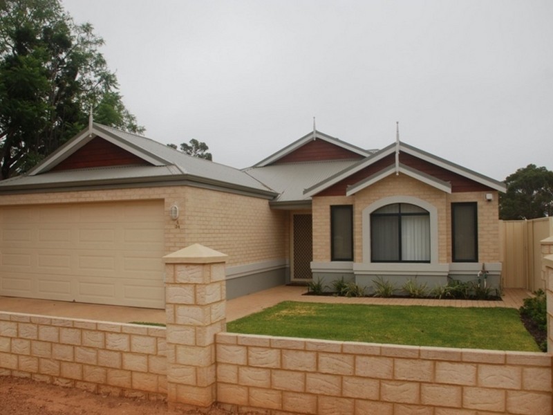 4/34 Central Road, Kalamunda WA 6076