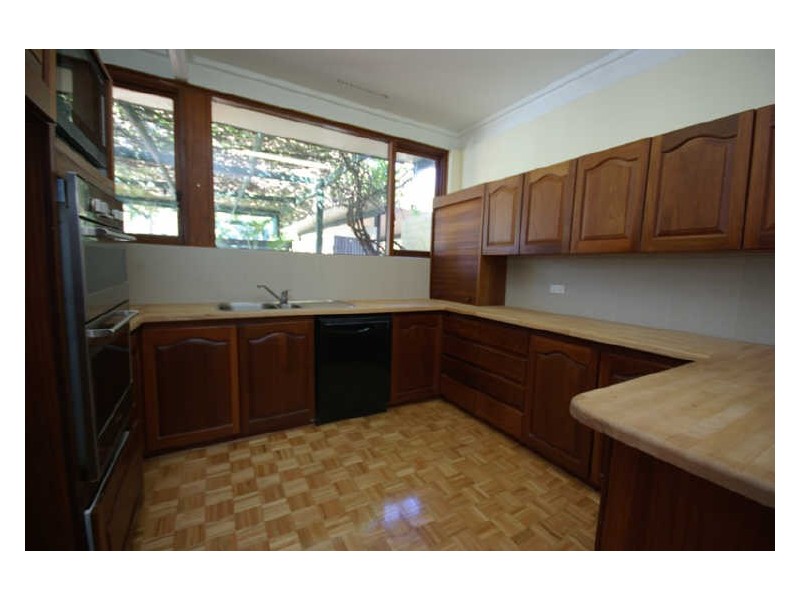 4 Hart Road, Lesmurdie WA 6076