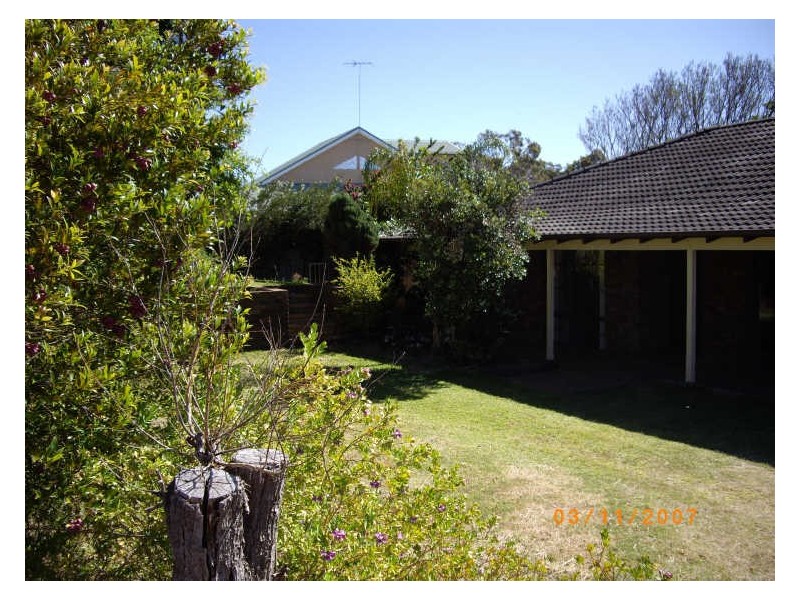 4 Scenic Drive, Maida Vale WA 6057