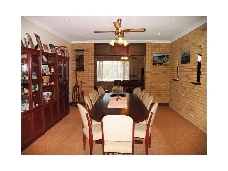 12 Gum Grove, Guildford WA 6055